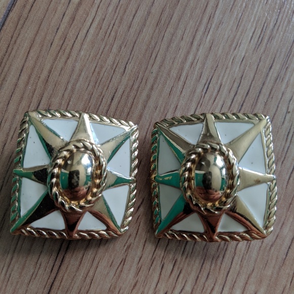Givenchy Jewelry - Givenchy clip on earrings